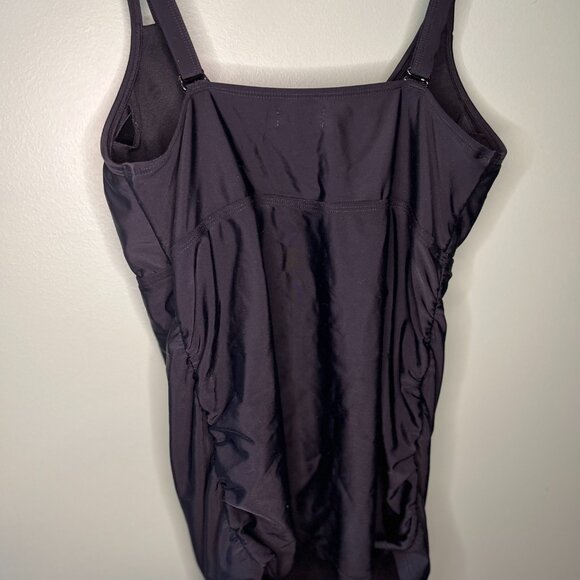 Thyme Maternity V neck Swim Tank Black L with adjustable straps - Picture 2 of 5